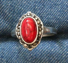 Elegant Classic Style Red Howlite &amp; Marcasite Silver-tone Ring size 6 1/2 - £10.26 GBP