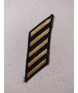ARMY SERVICE STRIPES 5 FOR 15 YEARS SERVICE GOLD ON GREEN PRE-OWNED - $109.10 MXN