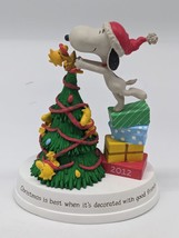 Peanuts Gang - Snoopy Woodstock Decorated Christmas Tree Figurine - Hallmark - £35.20 GBP