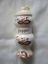 vintage 4&quot; Pepper Shaker - white w/ maroon flowers, Japan - £3.98 GBP