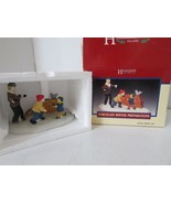 LEMAX 73223 WINTER PREPARATIONS FIGURINE STACKING WOOD HEARTHSIDE NEW  L137 - $168.10 MXN