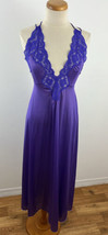 Vintage Miss Elaine Women&#39;s S Purple Nylon Nightgown Full Sweep Lace Plunge - £63.53 GBP