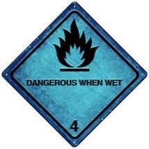 Dangerous When Wet Novelty Mini Metal Crossing Sign MCX-567 - £13.30 GBP