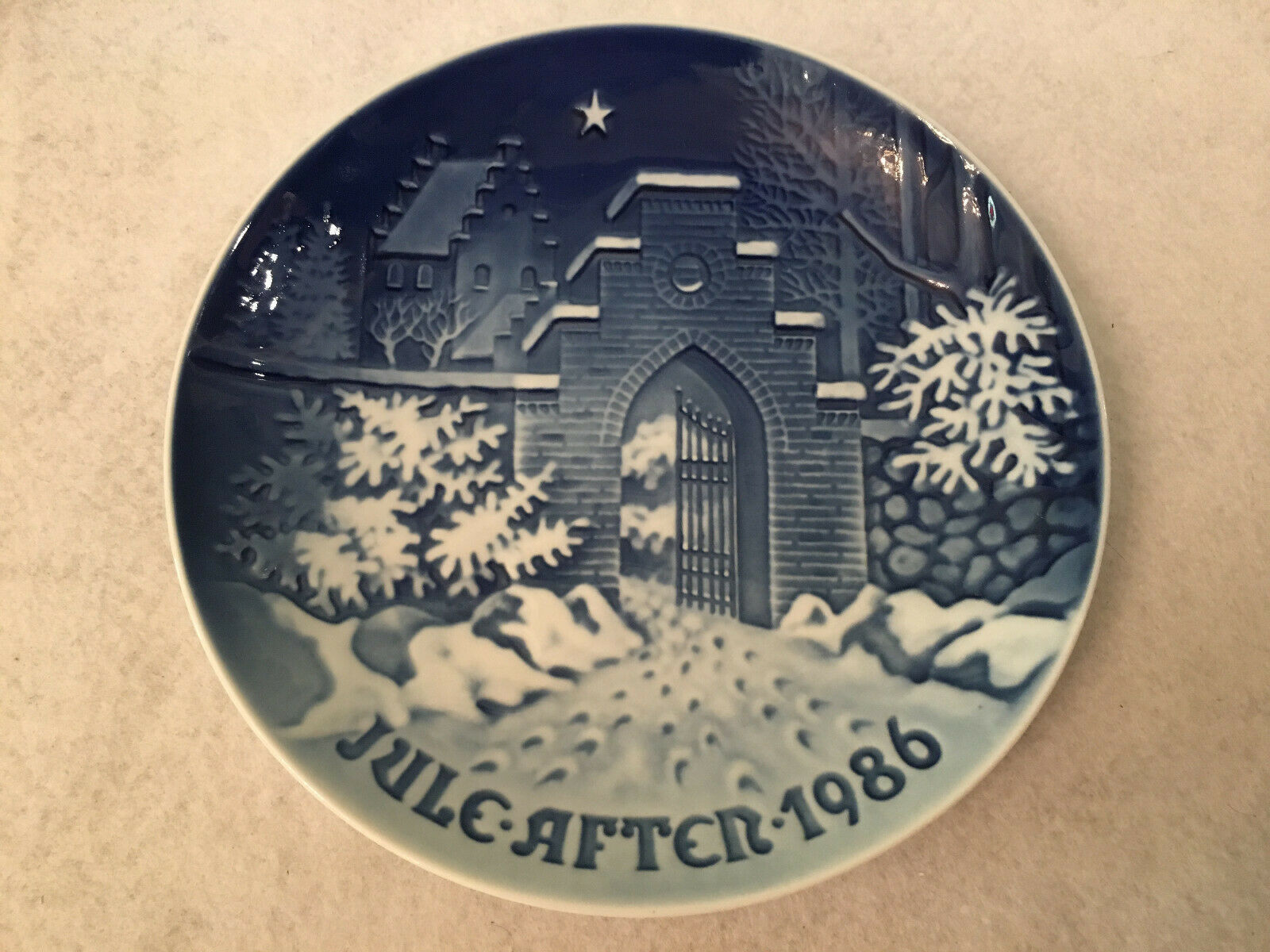 Bing & Grondahl B & G Silent Holy Night Christmas 1986 Collectible Plate Signed - $49.99