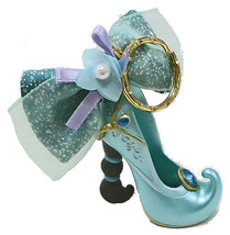 Disney Store Japan Aladdin Jasmine Slipper Key Chain - £104.54 GBP