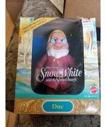 1992 MATTEL--SNOW WHITE AND THE SEVEN DWARFS--6&quot; DOC FIGURE 10221 - $339.03 MXN