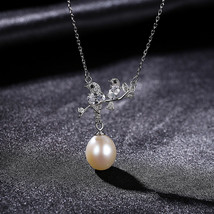S925 Silver Freshwater Pearl Pendant Necklace Women&#39;s Retro Elegant Bird Zircon  - £19.65 GBP