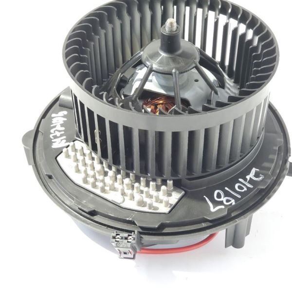 Blower Motor With Broken Tab OEM 2020 Audi Q390 Day Warranty! Fast Shipp... - $42.08