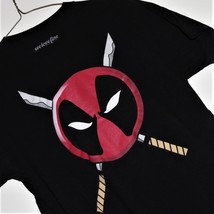 Deadpool T Shirt - Logo &amp; Ninja Knives - Size Medium / M - Vgc - Marvel Stan Lee - £8.69 GBP