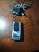 Motorola needs sim card turns on - €63,67 EUR