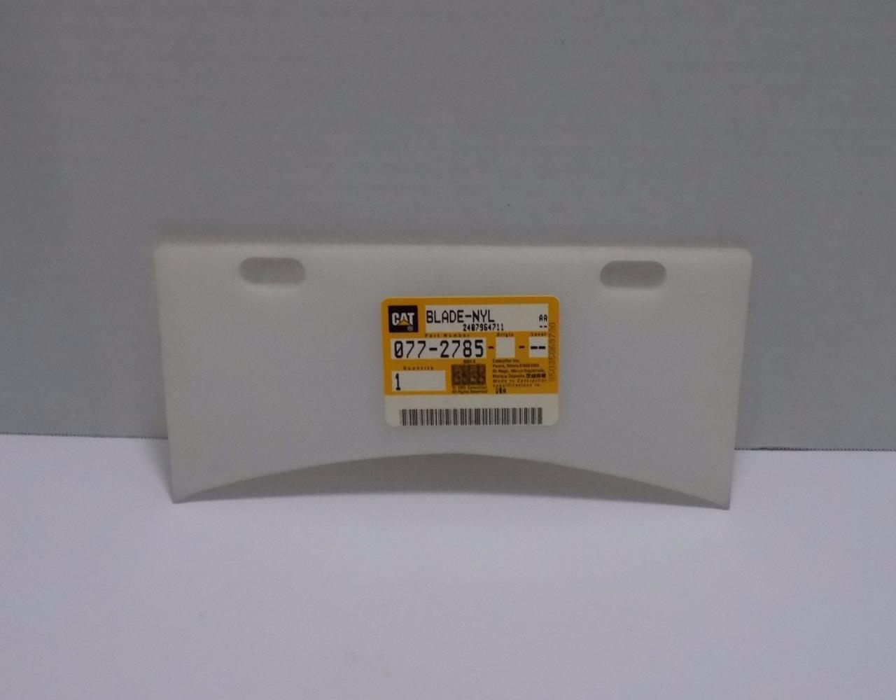 Caterpillar CAT 077-2785 Nylon Spacer Blade NOS - $8.90