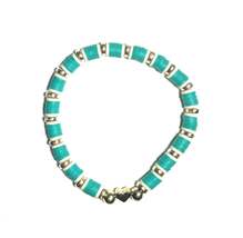 Turquoise Colored Heishi Bead Bracelet with Metallic Heart Accent - €5,10 EUR