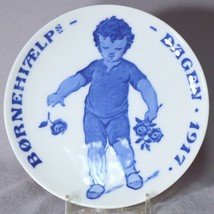 Royal Copenhagen 1917 Bornehjaelps Dag Plate (Children&#39;s Help Day) - $37.95