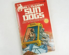 Sun Dogs Mark J McGarry Vintage 1981 Signet 1st Printing Sci-Fi Paperback - £7.62 GBP