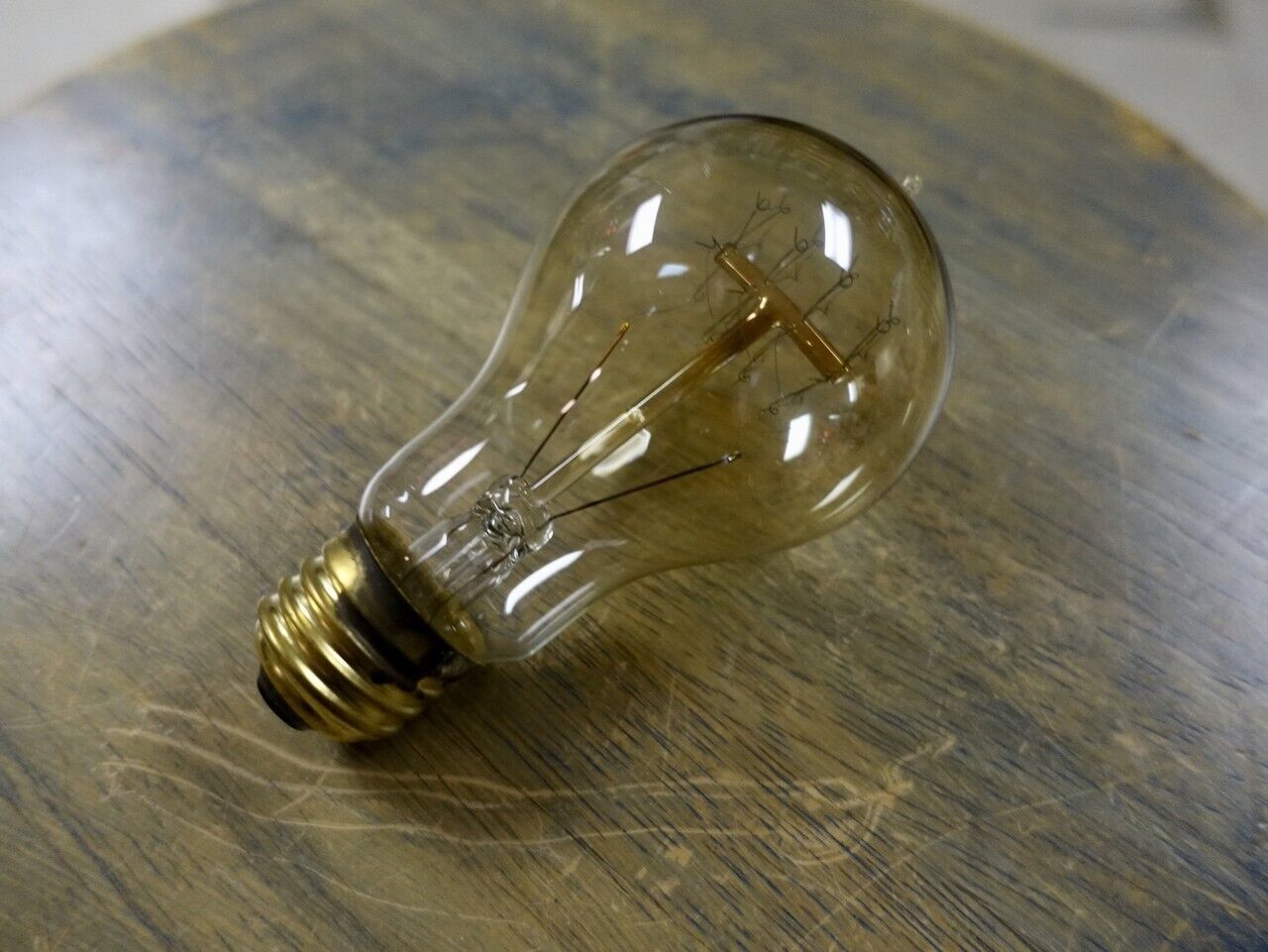 Primary image for Edison Globe Light Bulb, 60 watt Quad Loop Filament Vintage Reproduction A19