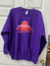 purple sweatshirt  red hat Hattitude size large or xlarge - $491.53 MXN