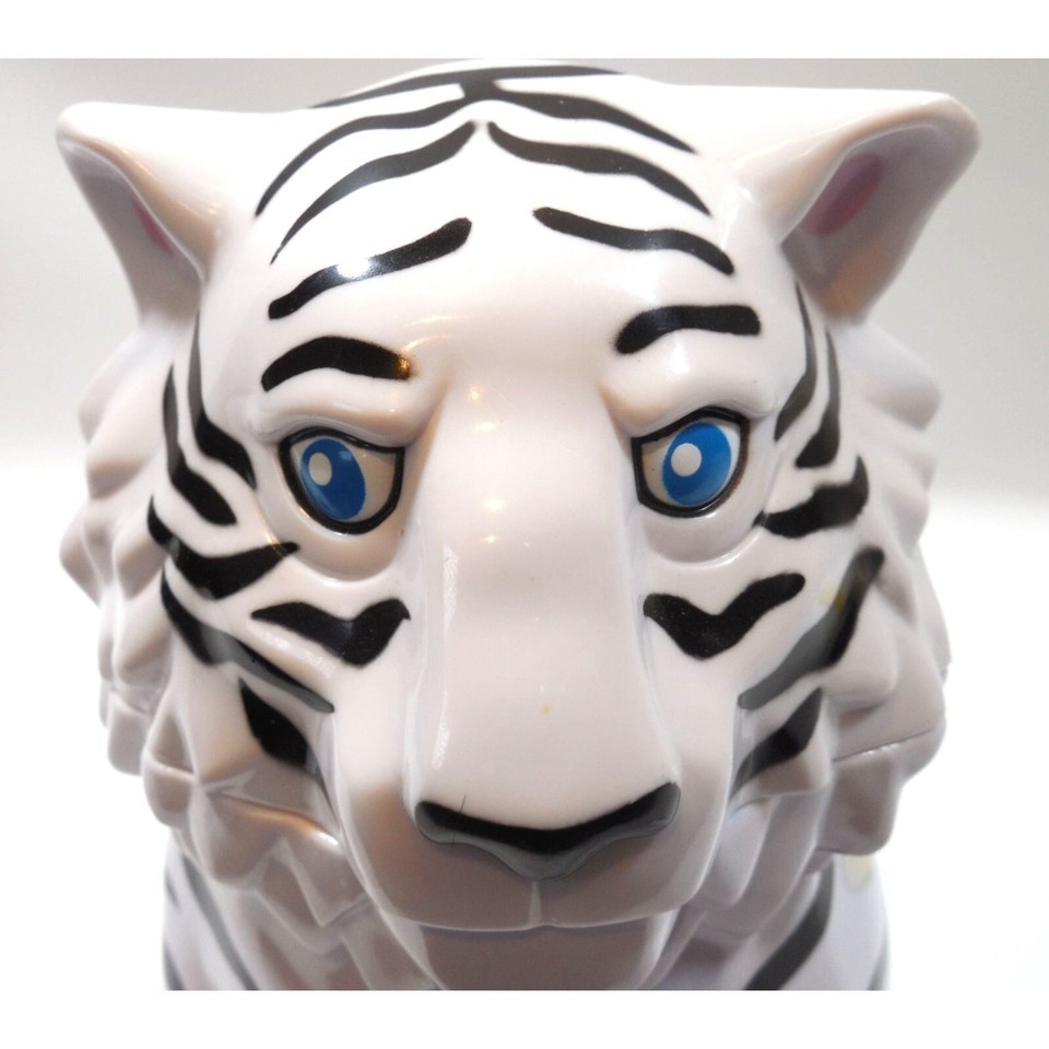 Ringling Bros and Barnum & Bailey Circus White Tiger Plastic Souvenir Mug /Stein Item image 2