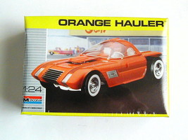 FACTORY SEALED Monogram Orange Hauler Show Rod #2931  - £43.07 GBP