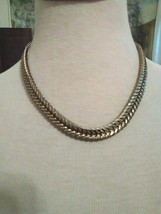 VINTAGE ANTIQUE GOLDEN AGED CHAIN NECKLACE HERRINGBONE SHAPED TEXTURED L... - £15.72 GBP
