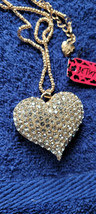 New Betsey Johnson Necklace Heart White Rhinestone Valentine Love Collectible - £12.01 GBP