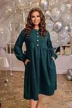 Dress made of velvet corduroy with buttons - £45.08 GBP