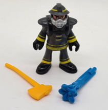 2007 Imaginext Firehouse Fire Station Fireman And Accessory - £7.58 GBP