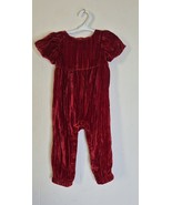 Cat &amp; Jack Red Velvet Short Sleeve Romper Infant/Toddler Girls Size 18M - $116.67 MXN