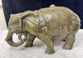 OLD Antique Bronze Asian Elephant w Amazing Details 6 1/2 x 3 x 4 Floral Harness - £74.00 GBP