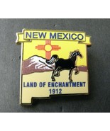 NEW MEXICO US STATE FLAG MAP LAPEL PIN BADGE 1 INCH - £4.50 GBP