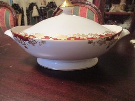 ROYAL DOULTON WINTHROP PATTERN COVERED TUREEN/VEGETABLE BOWL H 4969 - $321.75