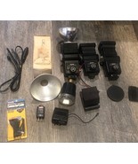 Lot Of 3 35mm Vivitar 285 HV Zoom Auto Thyristor Flashes Accessories - €83,22 EUR