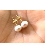 14k Gold Pearl earrings - studs- women&#39;s jewelry - zilver kist stone queen  - €76,08 EUR
