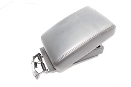 06-08 INFINITI FX35 ARMREST BLACK **DEFECTIVE** E5977 image 3