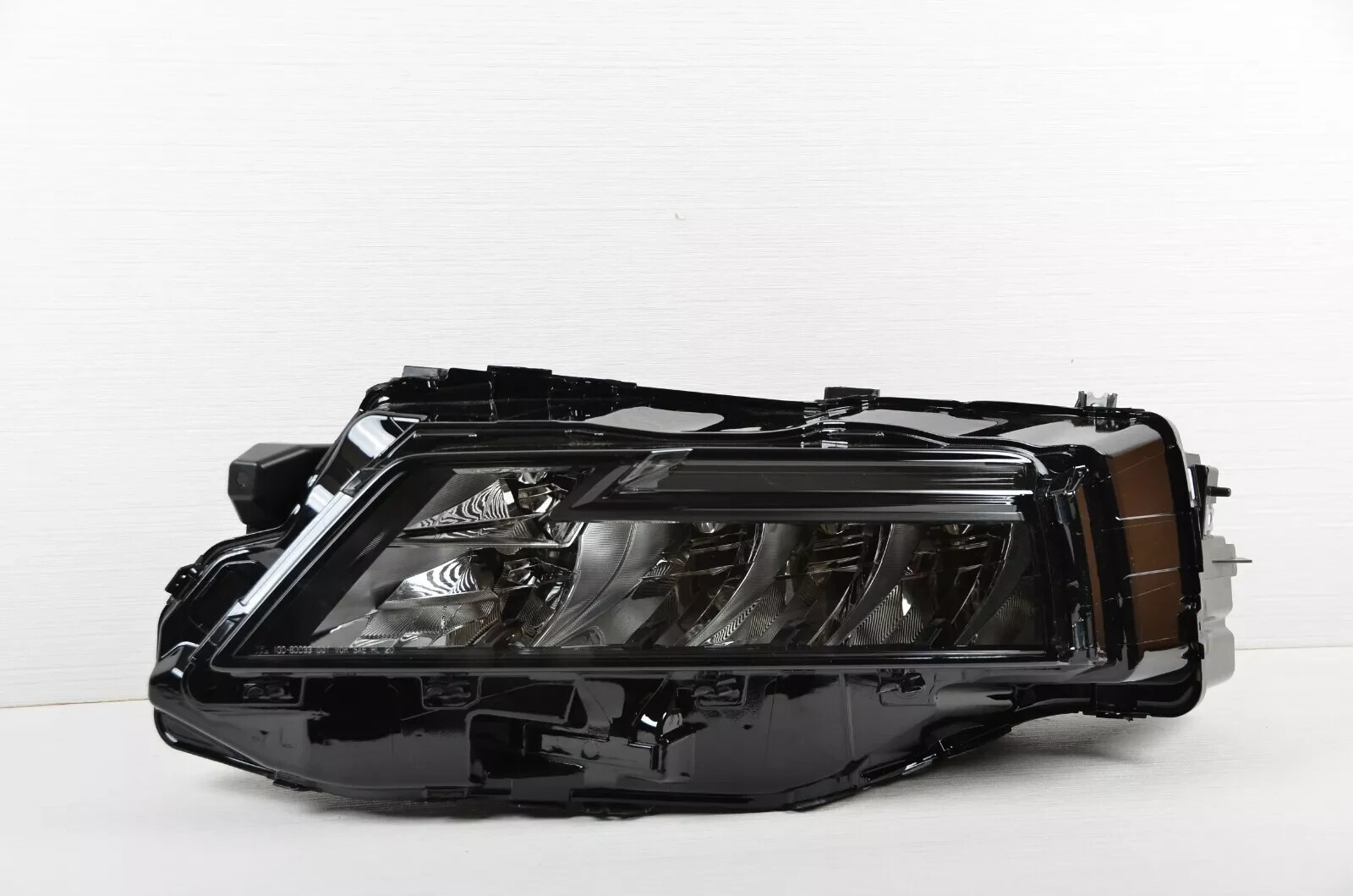 Complete! 2021-2024 Nissan Rogue Black LED Headlight Left Driver Side OEM - $375.00