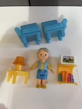 Fisher Price doll House Family living room Grandma blue couch tv lamp fi... - $24.75