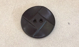Vintage Art Deco 1930s Bakelite Dark Brown Carved Round Two Hole Button 3cm - £10.96 GBP