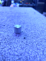 Vintage Marantz 1060   amplifier  front panel push knob. - $278.55 MXN