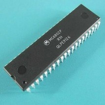 1X MC6802P MC6802 Motorola DIP-40 - $5.71
