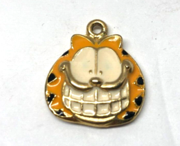 Garfield the Cat with HUGE GRIN Enameled Charm Pendant - £7.96 GBP