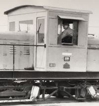 Austin Western Railroad AWRR #100 35DE19 Locomotive Train Photo Aurora I... - £7.49 GBP