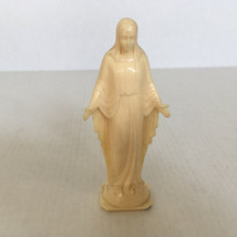 Vintage plastic mother Mary Madonna figurine  small religious one color ... - $375.38 MXN