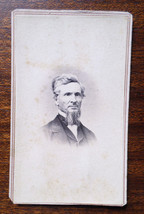 Antique Early 1860s CDV Card Photograph of Gentleman in Suit, Long Square Beard - £7.97 GBP