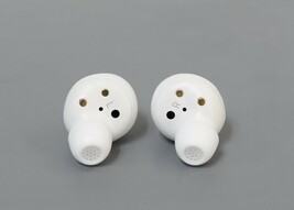 Samsung Galaxy Buds FE SM-R400 Wireless Earbud Headphones - White image 3