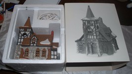 Dept 56 Dickens Village OLD MICHAEL CHURCH #5562-0 1992 W/ BOX - $46.74