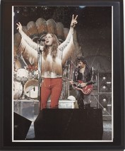 Vintage black Sabbath Ozzy Osbourne Photo in a Vintage open frame 1970. ... - $1,366.39 MXN