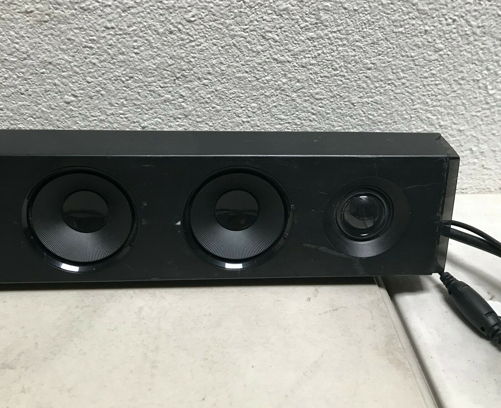 LG SH3K 2.1 Channel Sound Bar NO REMOTE TV, Video & Home Audio