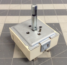 OEM GE Oven Range Infinite Switch WB24T10063 229C4709P003 - $19.75