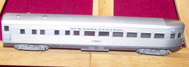  train ho model passanger car {by.athearn} - £13.18 GBP