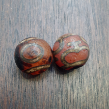 Lot 2 HIMALAYAN Tibetan Central Asian Etched Agate beads Decorated bead ... - $1,229.07 MXN Lot 2 HIMALAYAN Tibetan Central Asian Etched Agate beads Decorated bead ... - $1,229.07 MXN