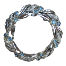 Gerrys Jeweled Wreath Pin Brooch Light Blue Rhinestones Silver Tone Acce... - £9.55 GBP